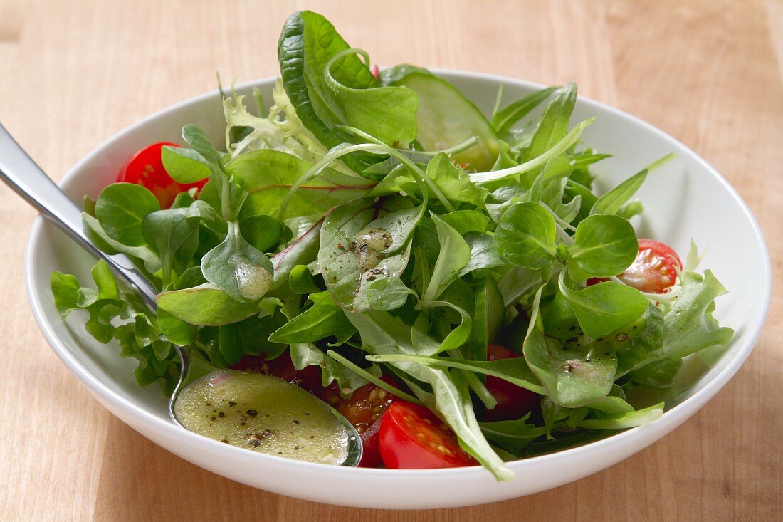 Lambs lettuce salad with vinaigrette