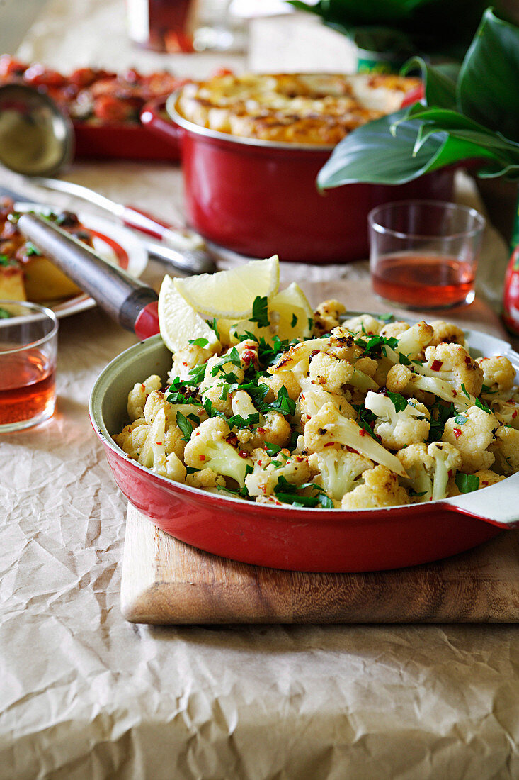 Cavolfiore alla calabrese (cauliflower with anchovies and chillis)
