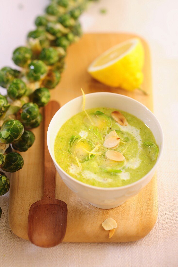 Brussels sprouts soup with slivered almonds