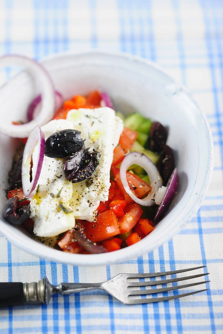 Griechischer Salat mit Feta