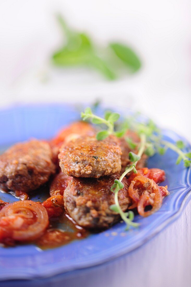 Parmesan meatballs with tomato sauce