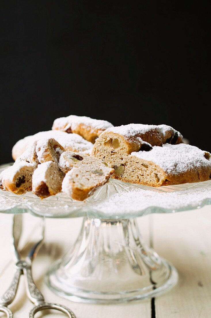 Mini-Vollkornstollen mit Mandeln