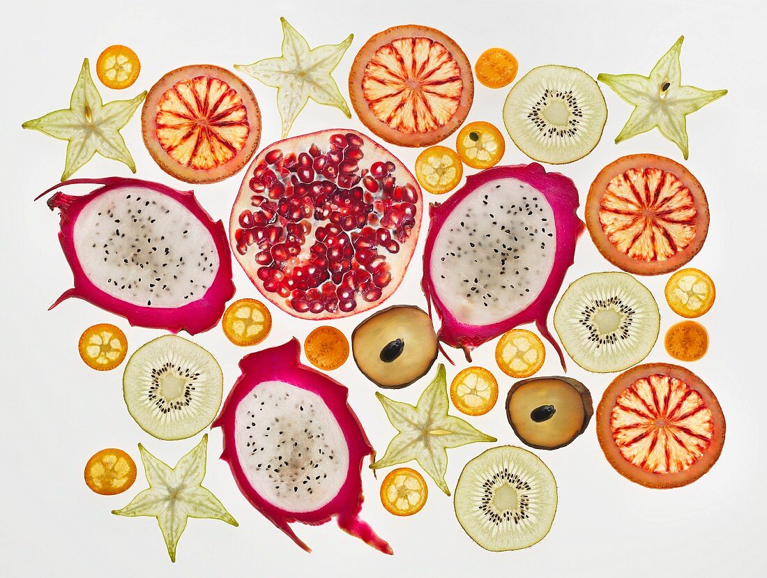 Various fruit slices (seen from above)