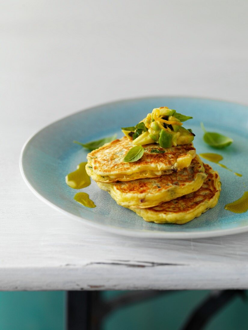 Courgette cakes with mint