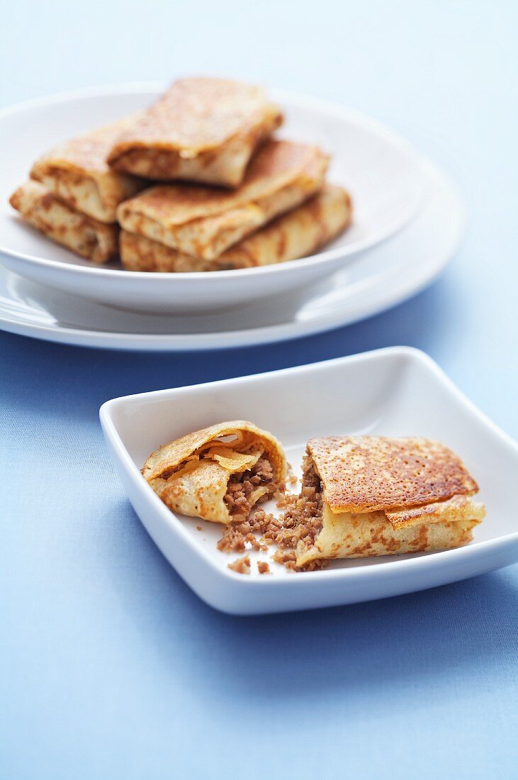 Egg Pancake Wrappers with Pork Filling