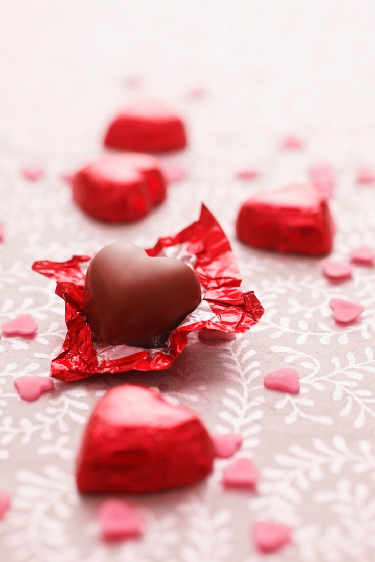 Chocolate pralines and sugar hearts