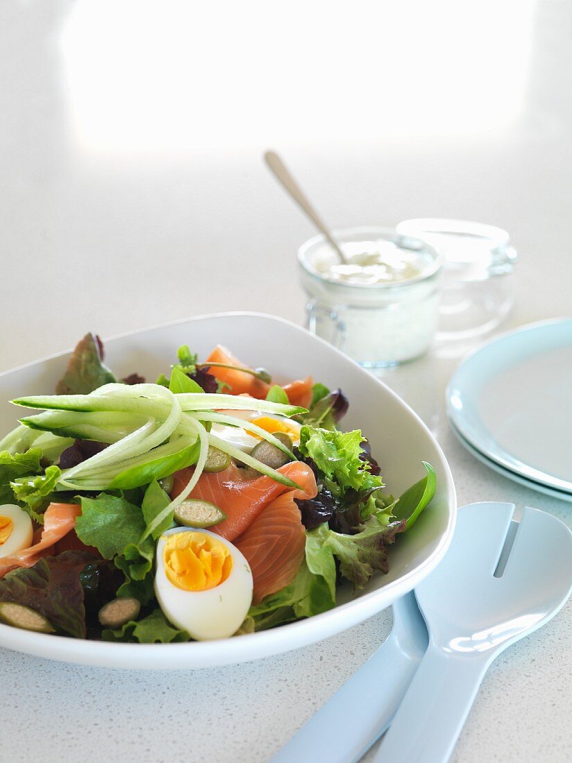 Summer salad with egg and smoked salmon