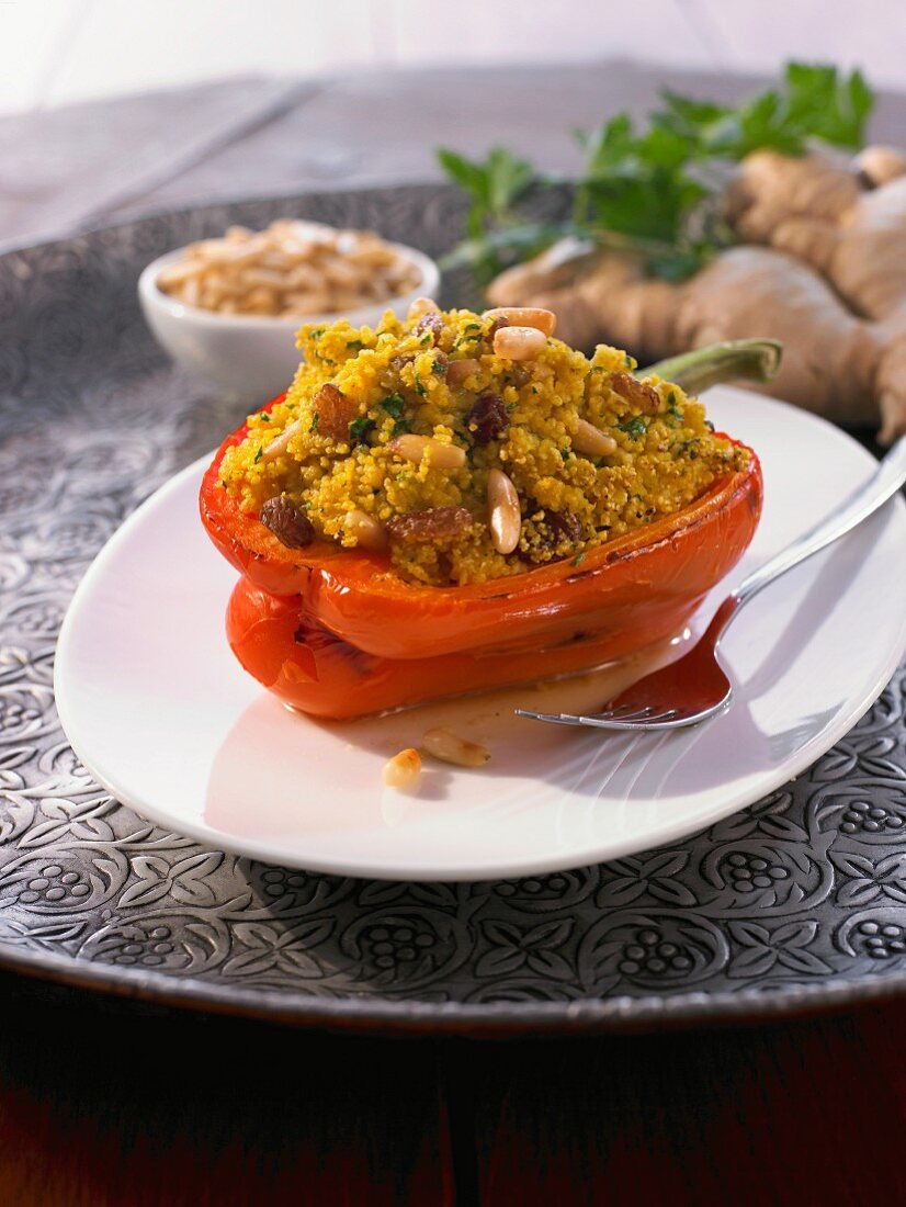 A pepper filled with an oriental filling