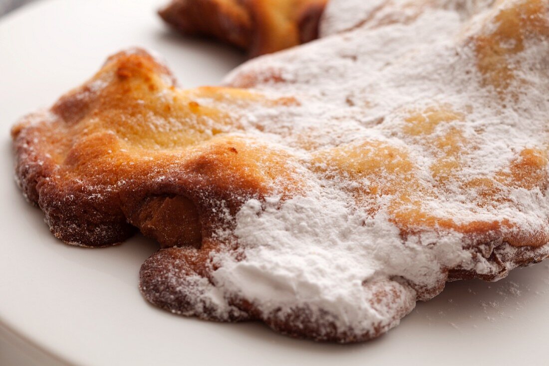 Fried Apple Pastry with Powdered Sugar