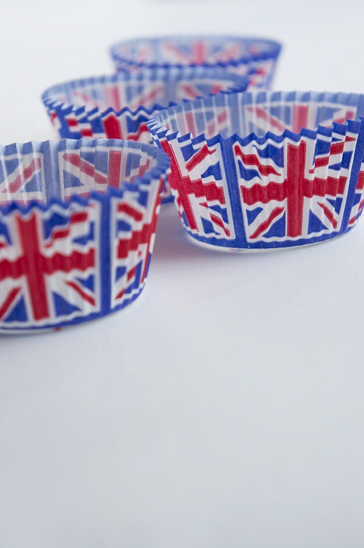 Union Jack muffin cases