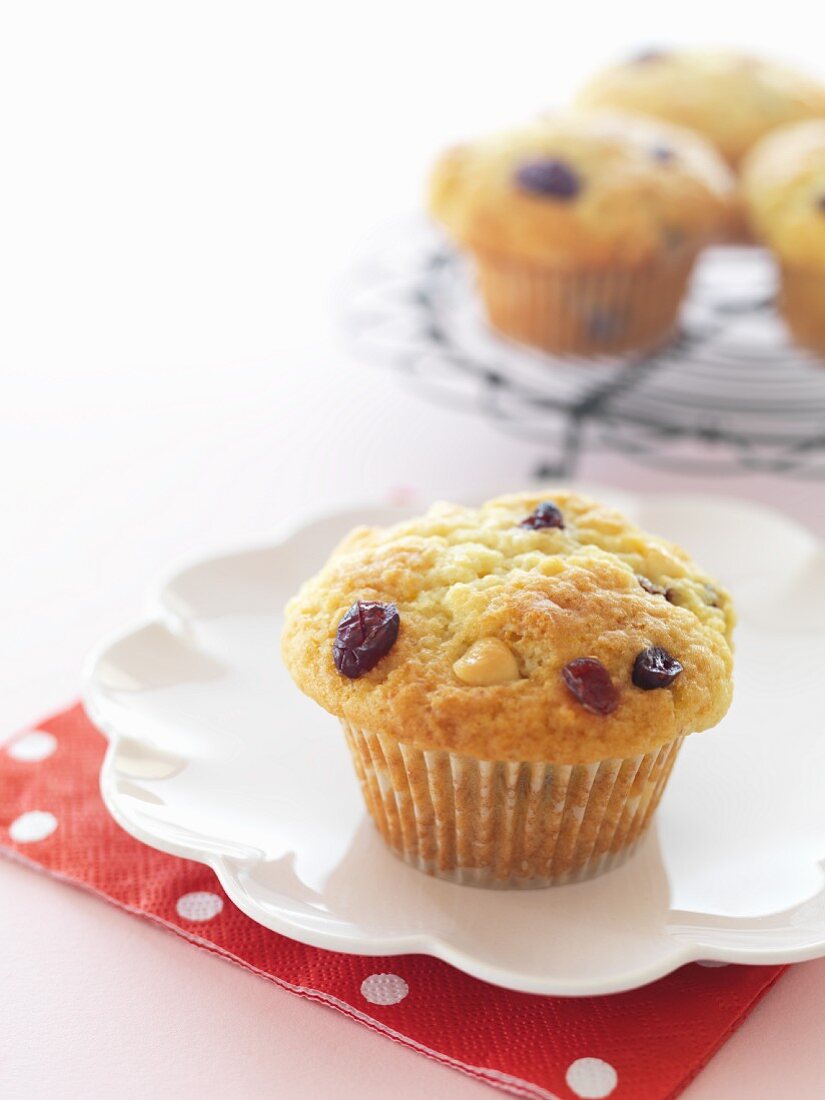 Orange and cranberry muffins with white chocolate