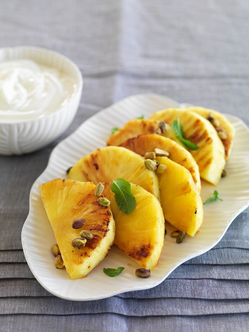 Caramelised pineapple slices (for diabetics)