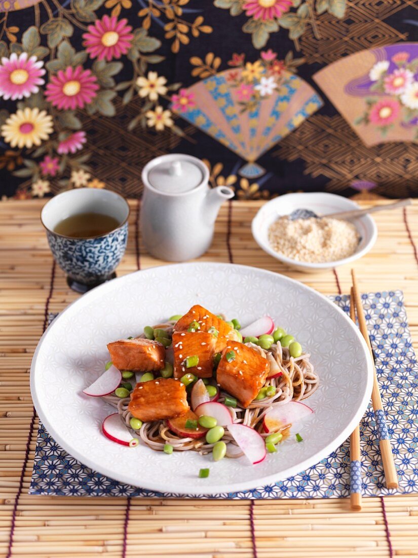 Salmon salad with pasta, radishes and green soy beans (Japan)