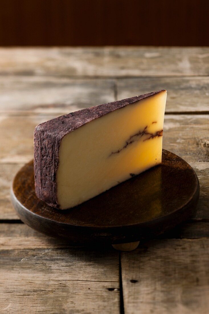 A slice of cheddar flavoured with red wine