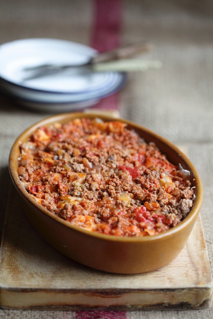 A minced meat bake with chilli and tomatoes