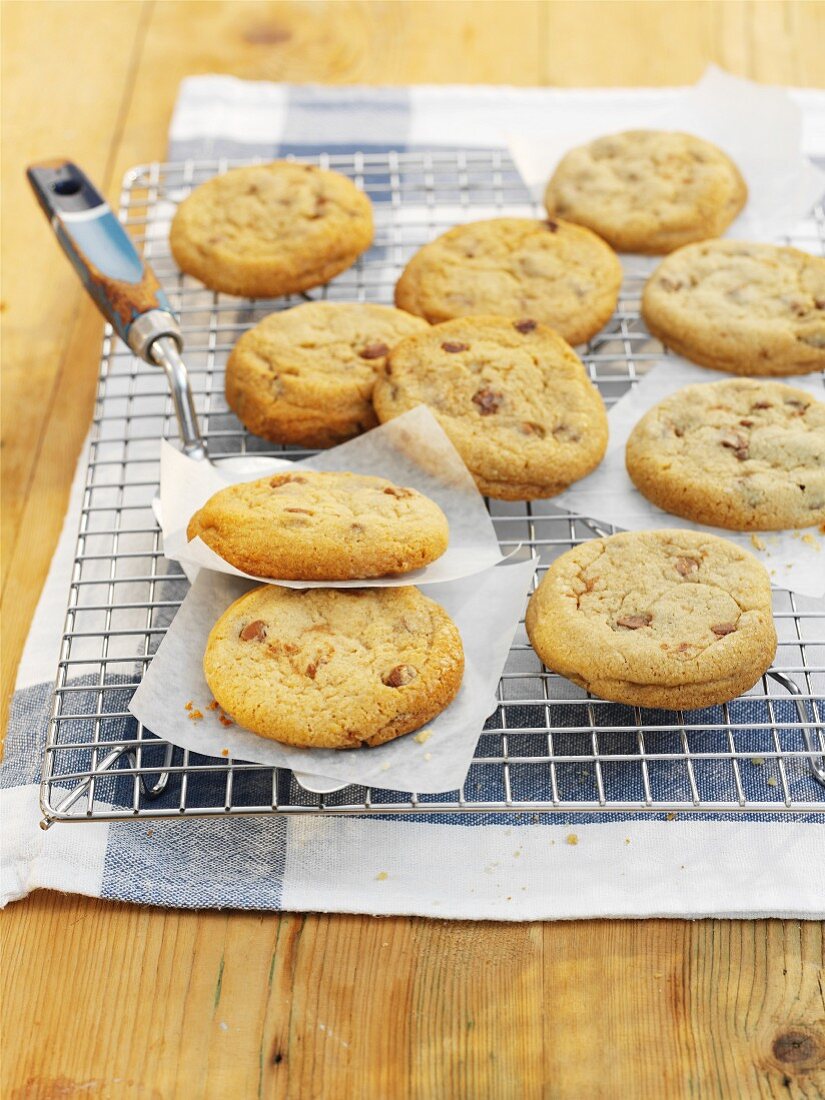 Chocolate chip cookies on a wire rack