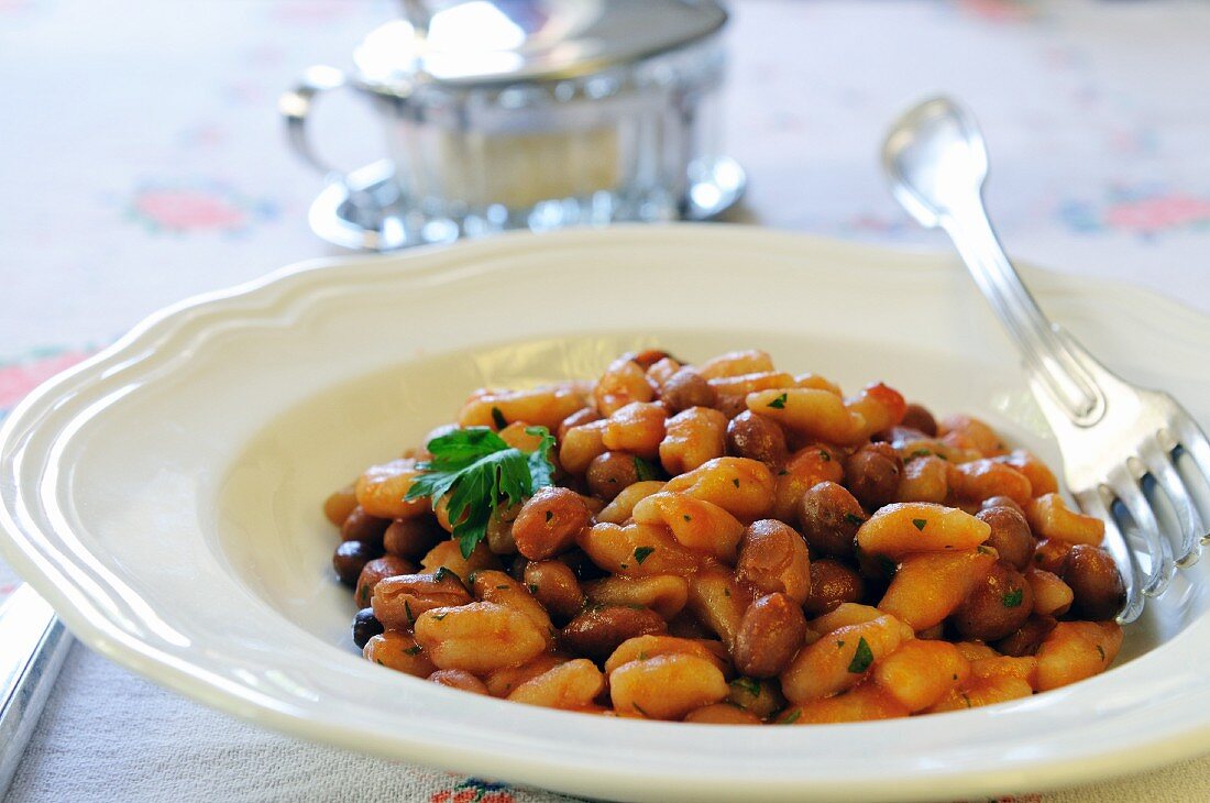 Kleine Gnocchi mit Borlottibohnen