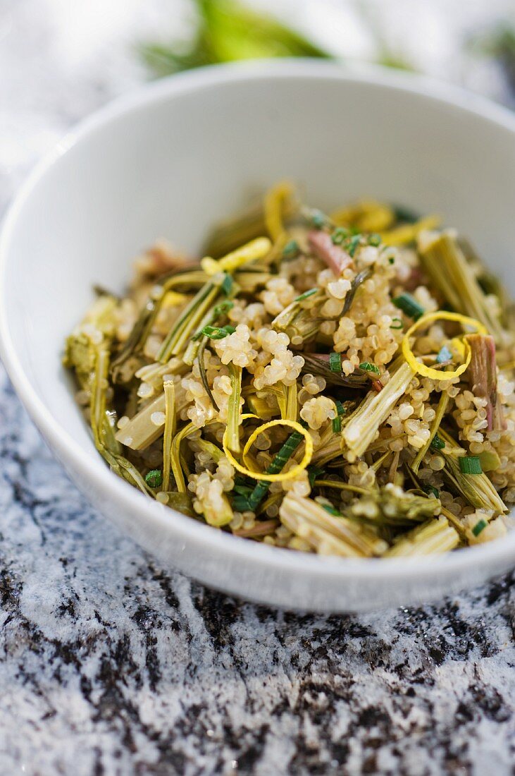 Weidenröschensalat mit Quinoa