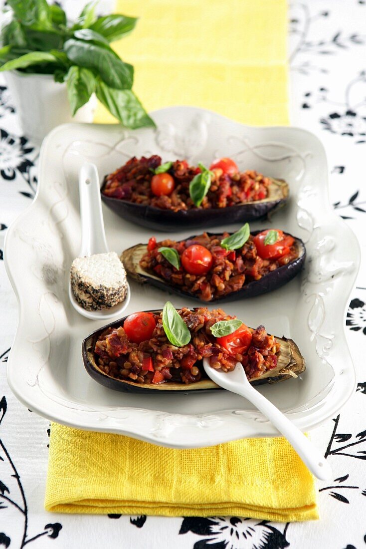 Stuffed aubergines