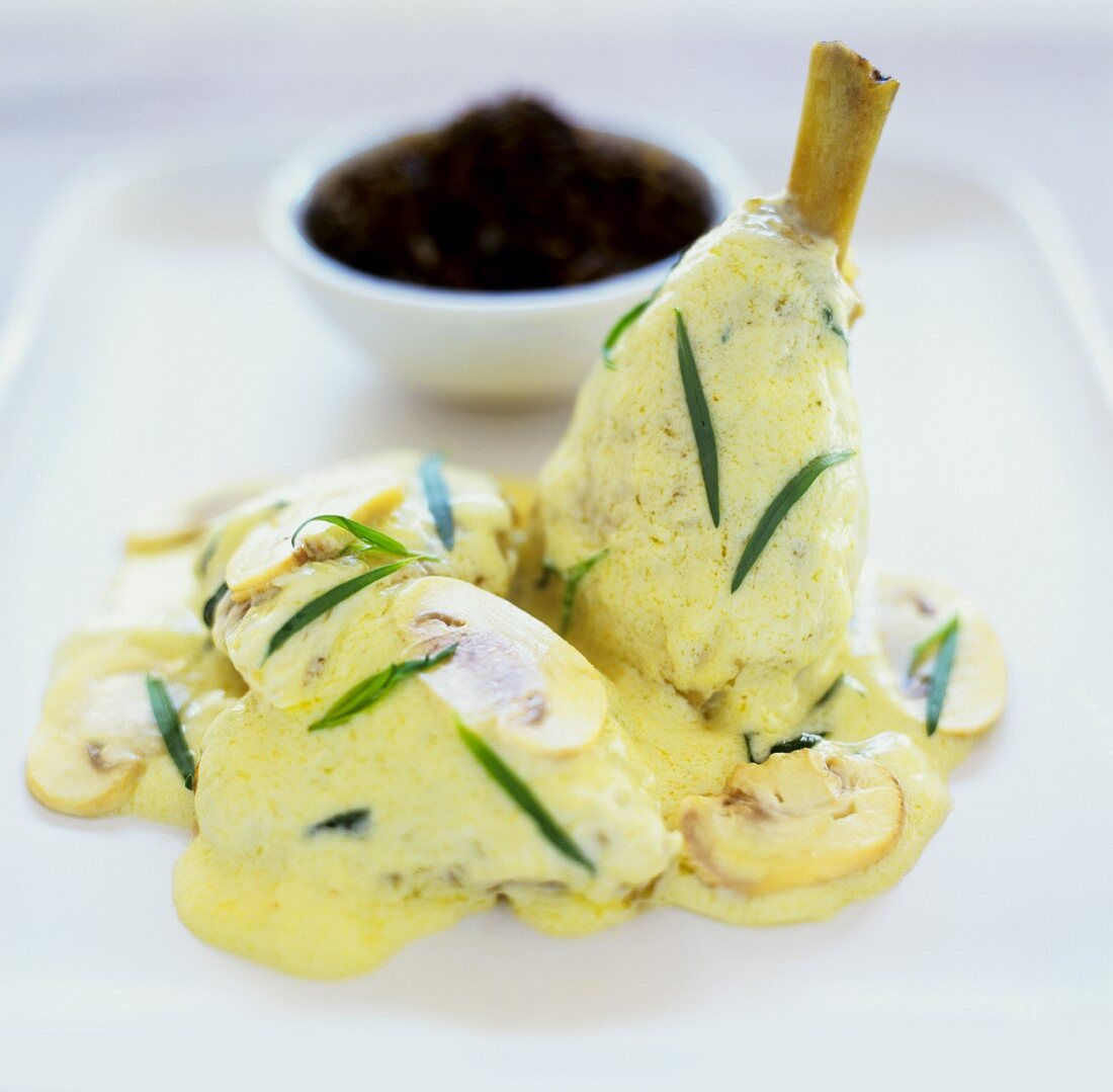 Chicken with mushrooms and tarragon in a white wine sauce