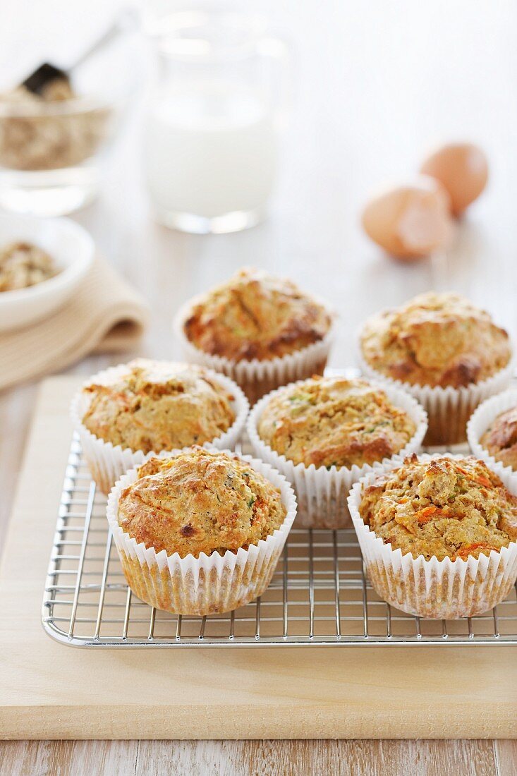 Carrot and cinnamon muffins