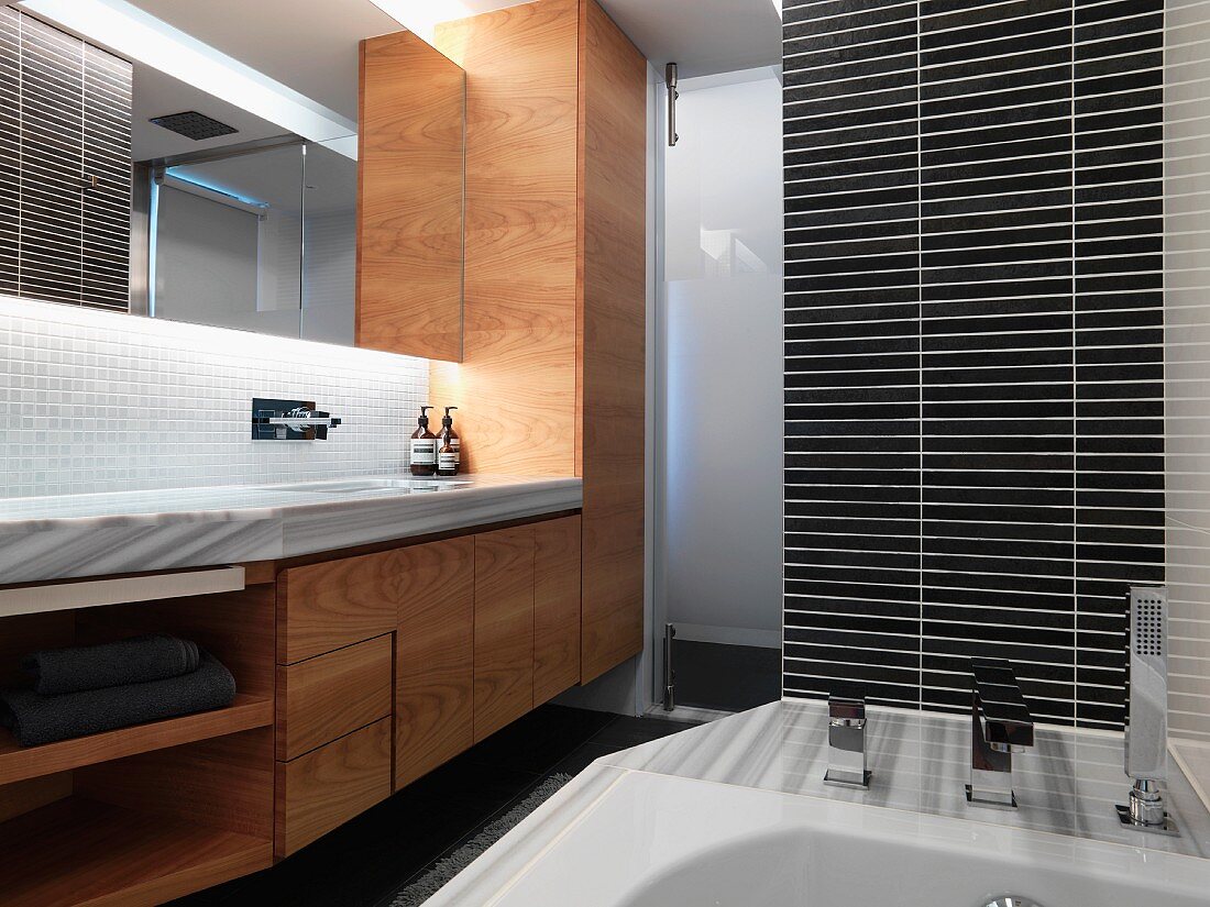 Simple modern bathroom