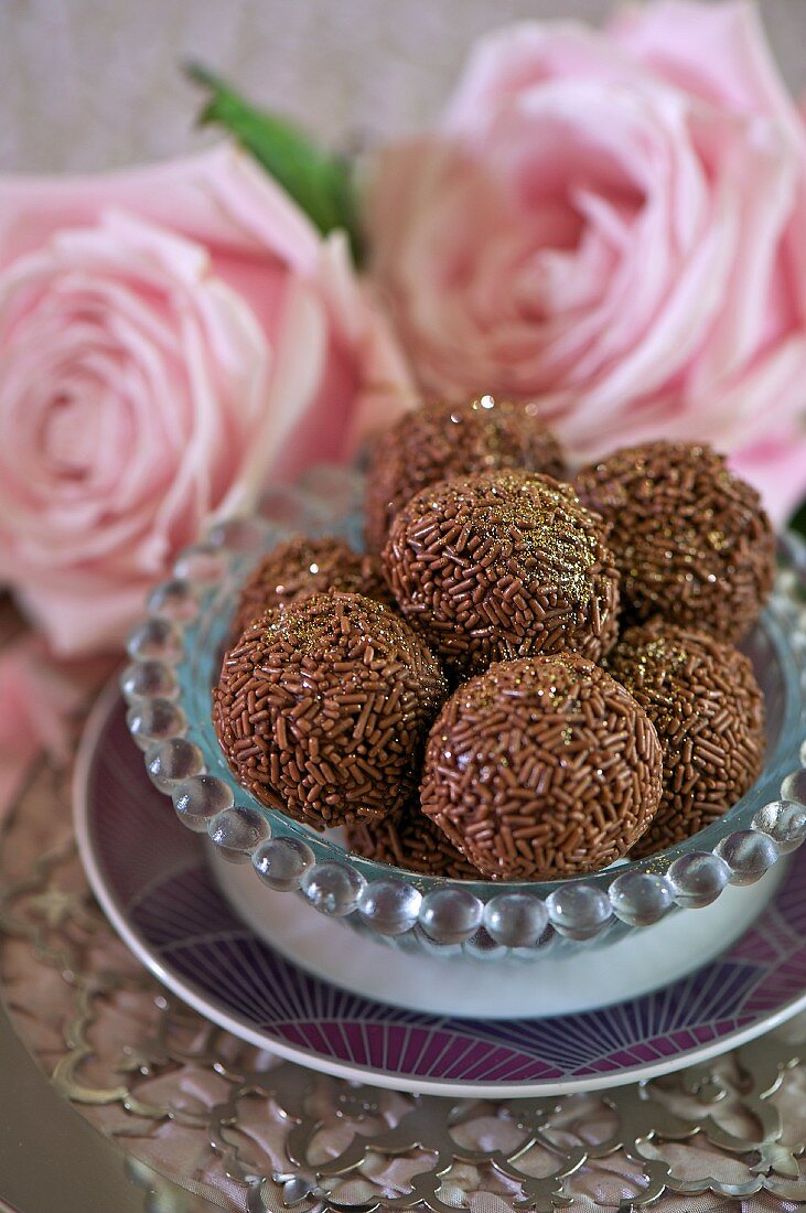 Truffle pralines with chocolate sprinkles