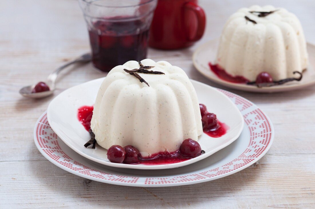 Bavarian cream with cherry sauce