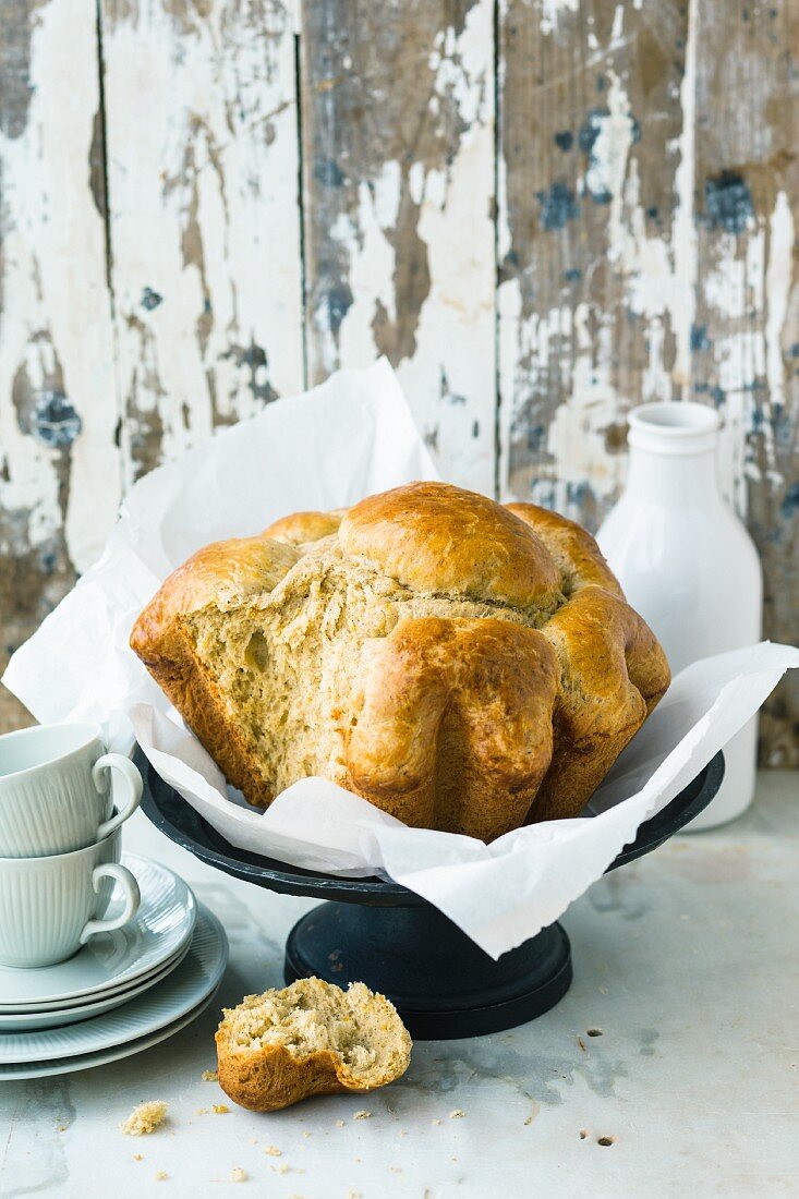 Selbstgemachte Orangen-Brioche