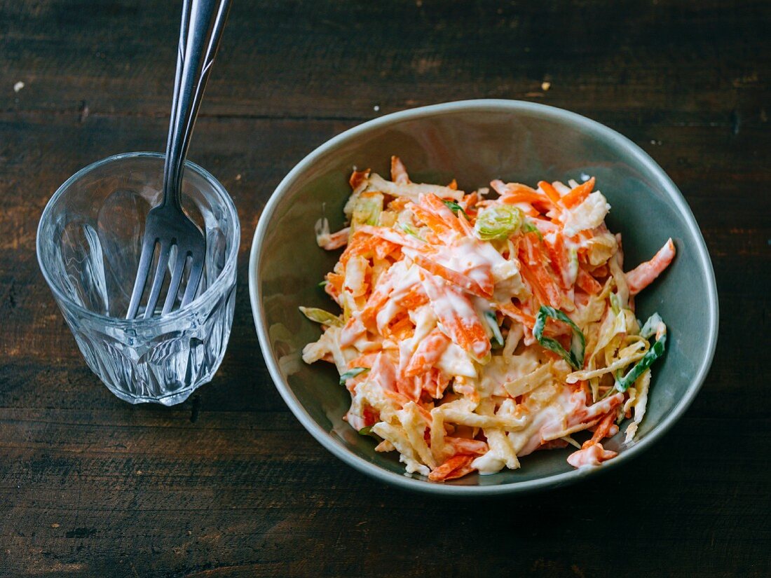 Gluten-free coleslaw with carrots and celeriac