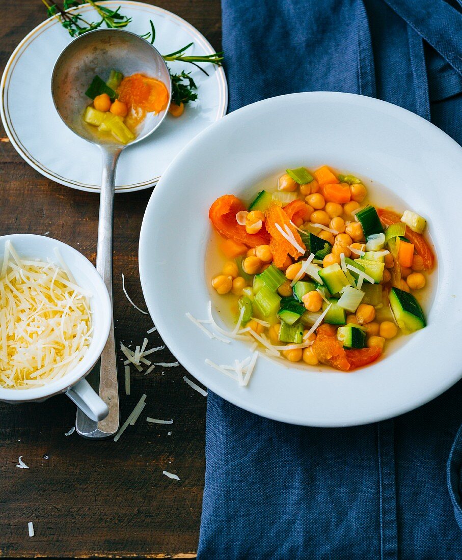 Gluten-free minestrone with chickpeas and Parmesan cheese