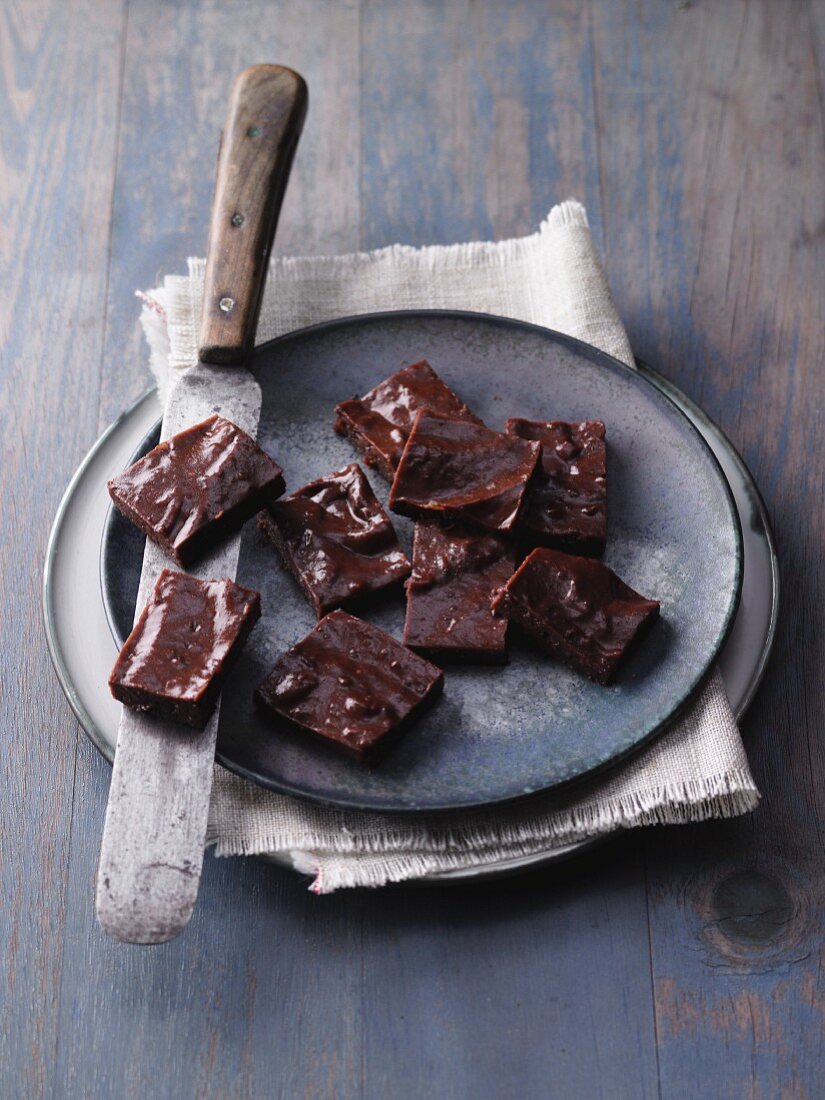 Chocolate fudge with banana and coconut oil