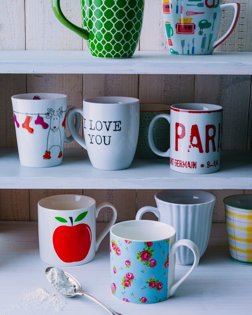 Various mugs for mug cakes