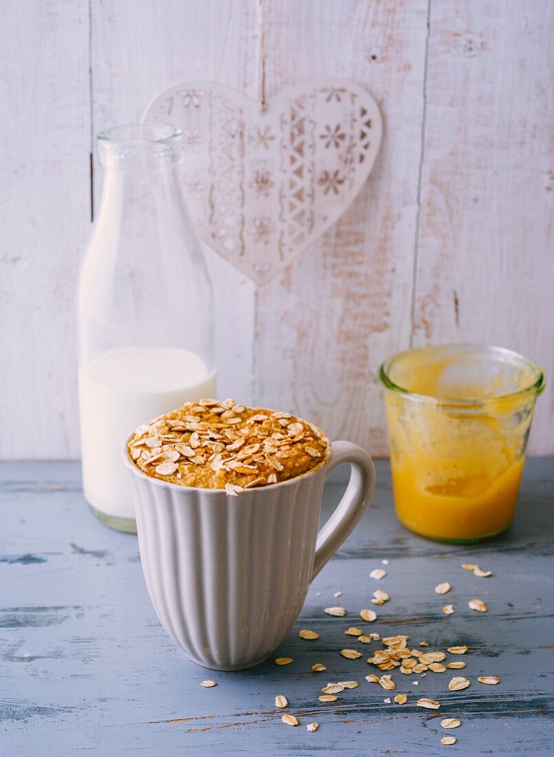 Crunchy Apple Crumble Mug Cake