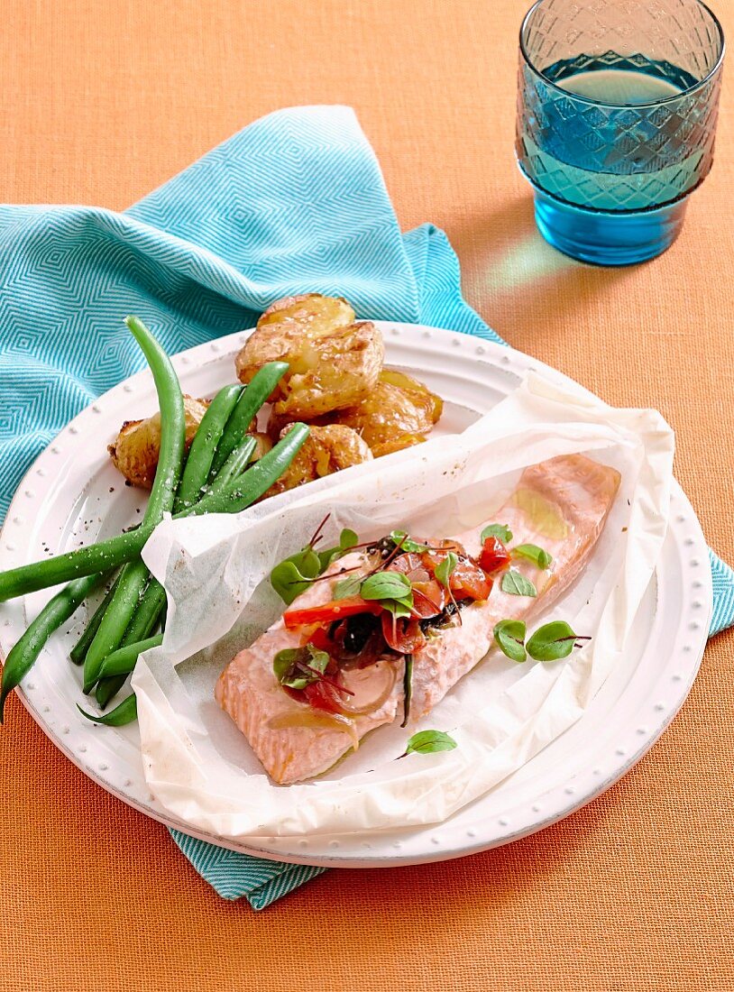 Baked salmon with smashed potatoes