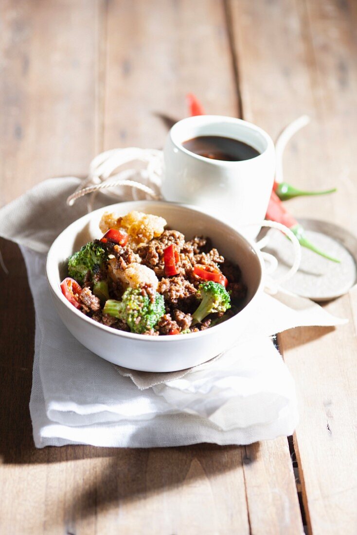 A minced meat dish with vegetables and chilli