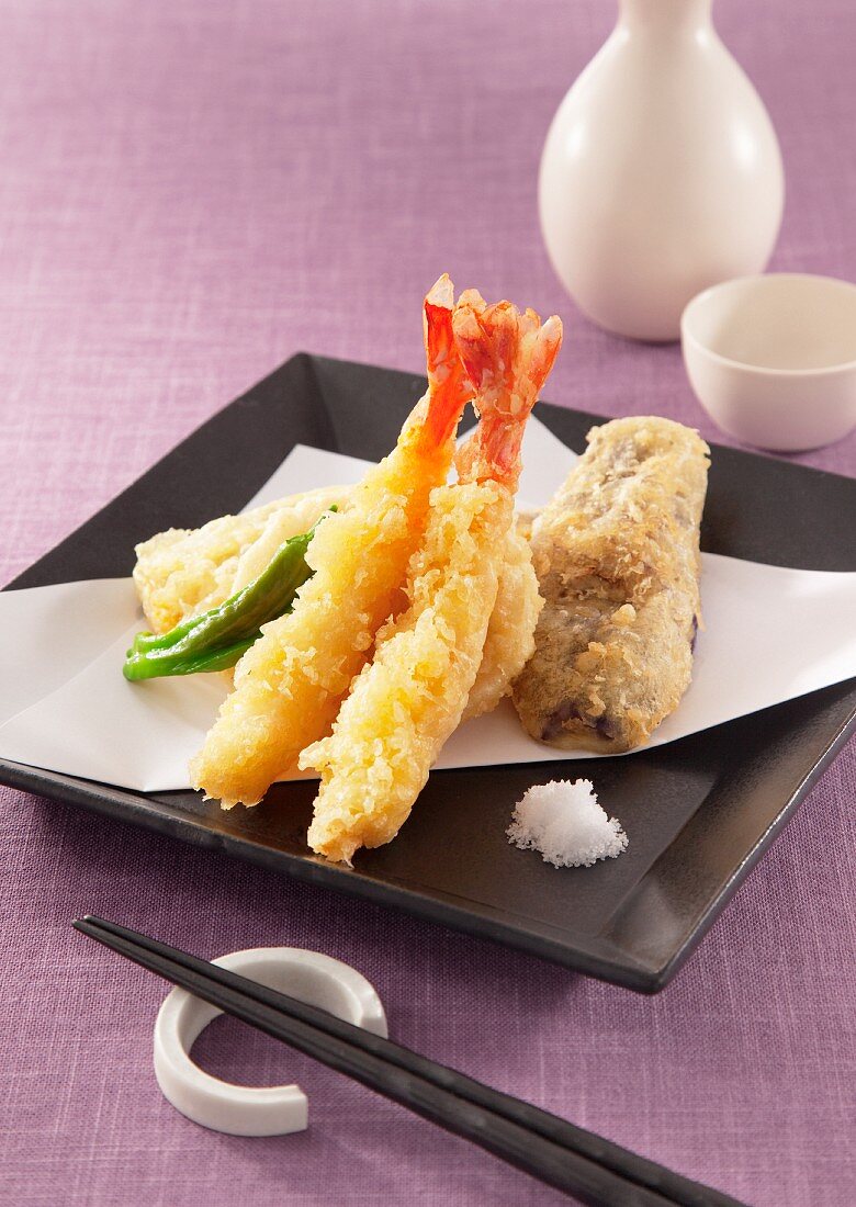 Scampi and vegetables in tempura batter