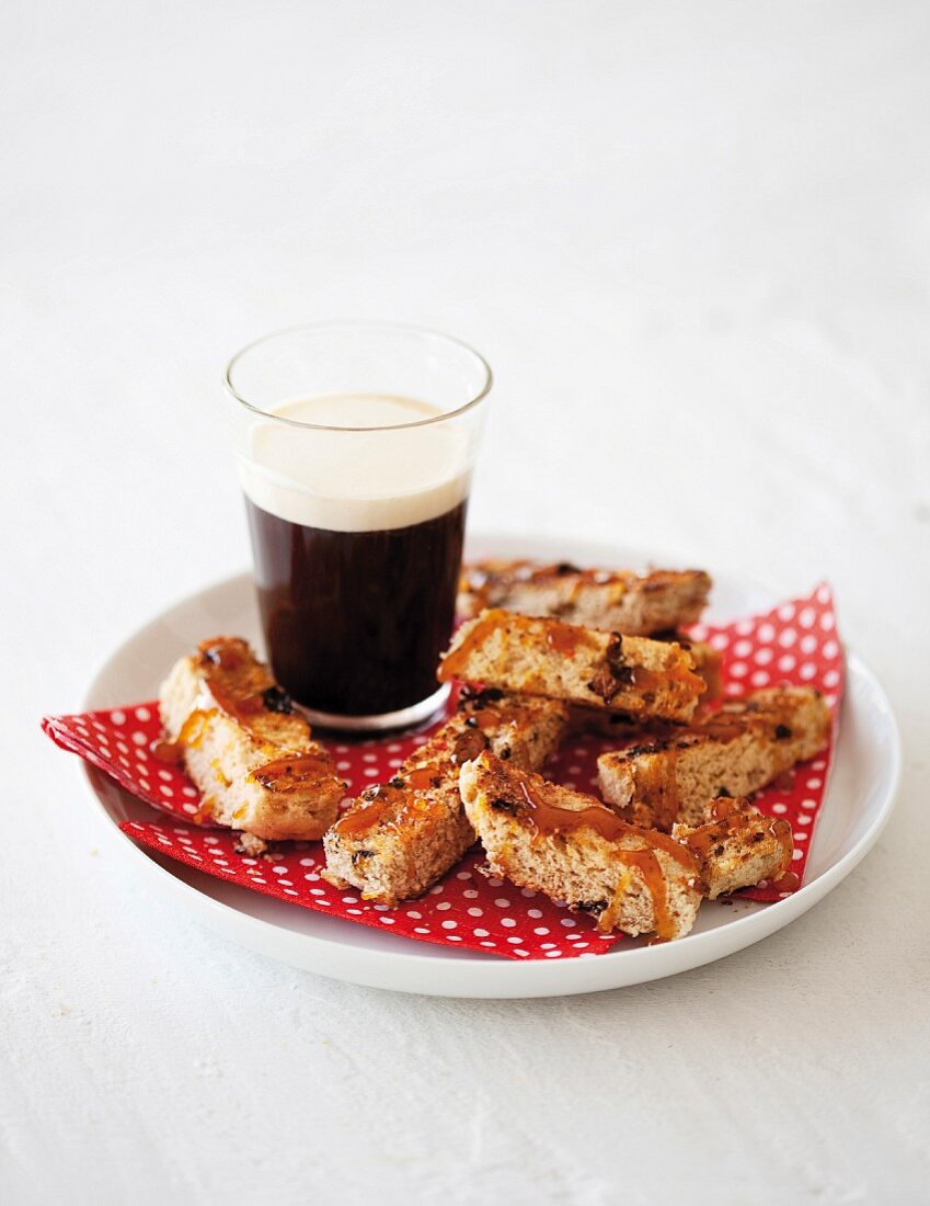 Caramelised brioche fingers served with coffee