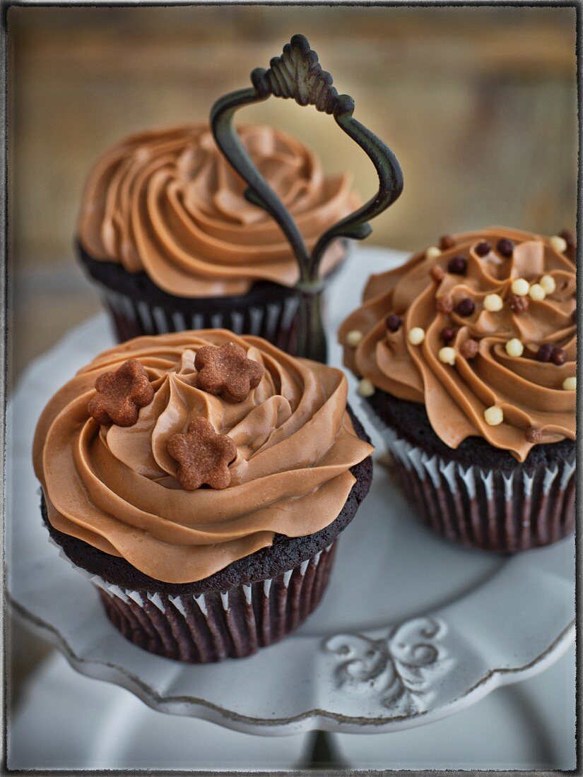 Schokoladen Cupcakes mit Karamellcreme