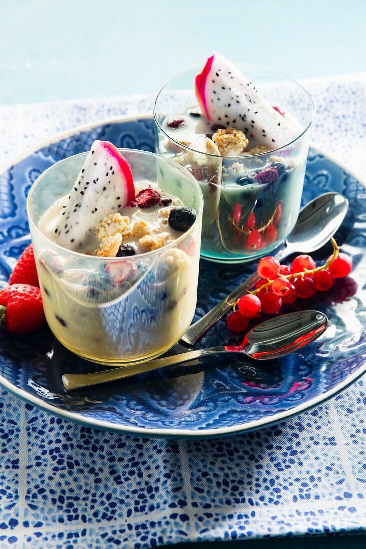 Yoghurt dessert with pitahaya
