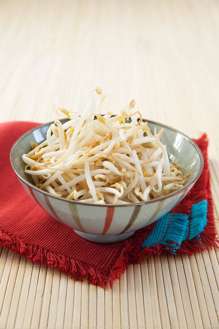 Two small bowls of beansprouts