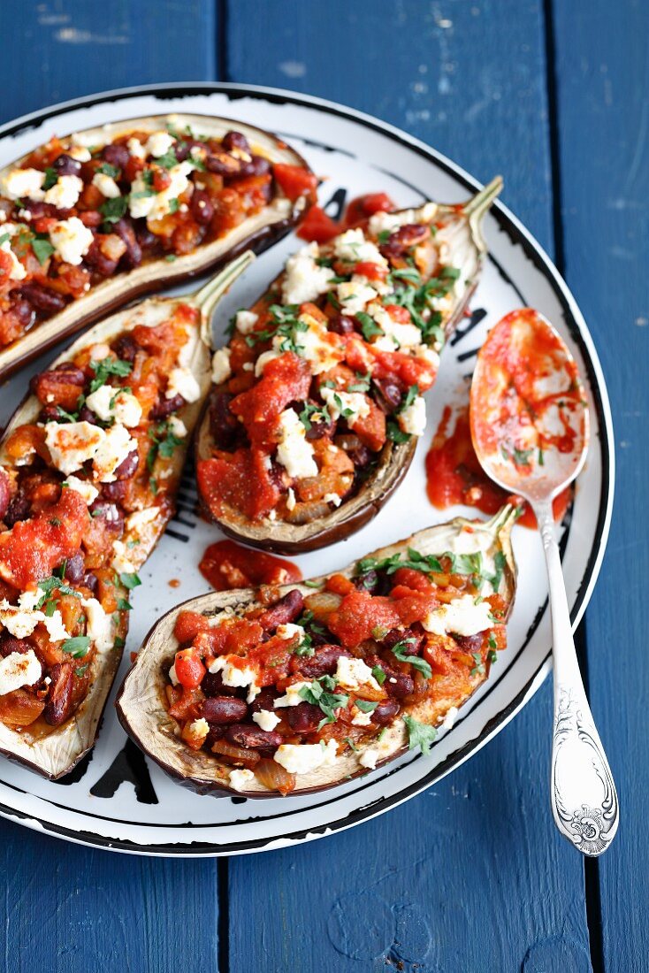 Aubergines filled with kidney beans, tomatoes and feta cheese