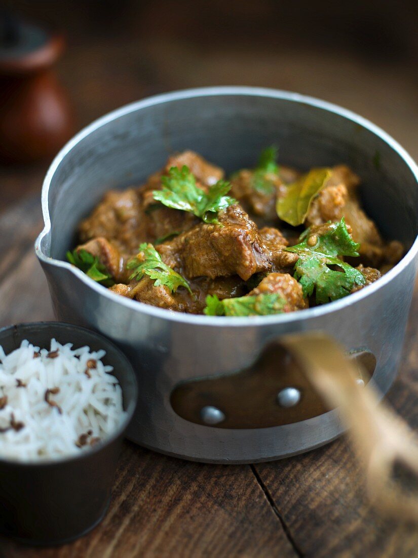 Indian lamb ragout with cashew nuts