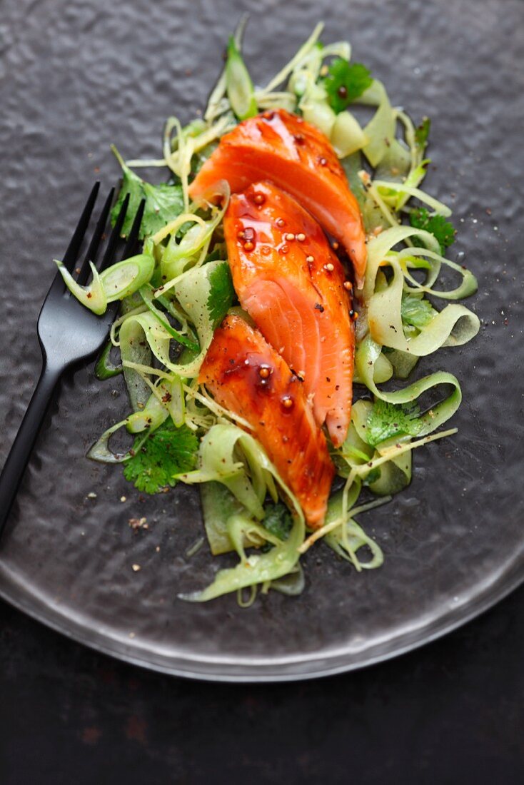 Salmon with a mustard glaze and a cucumber salad