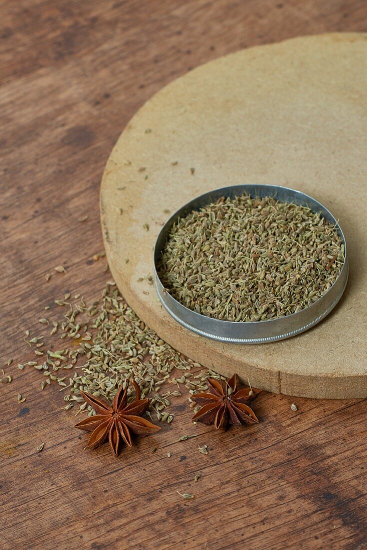 Anise seeds and star anise