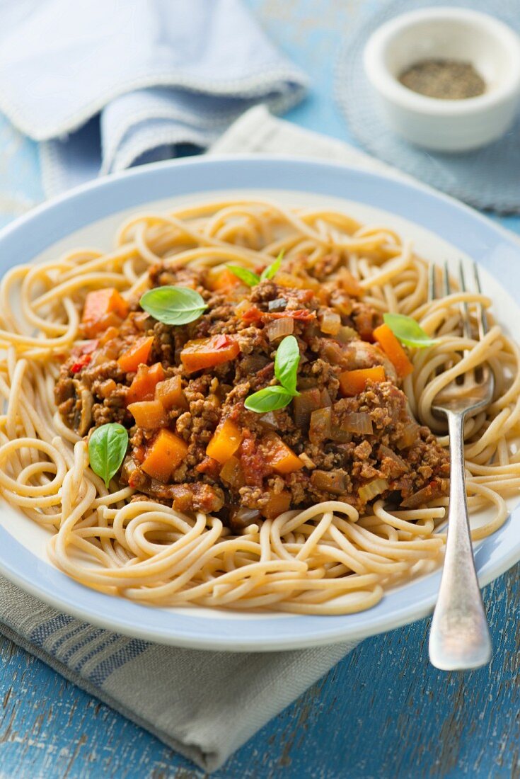 Spaghetti with vegetable bolognese