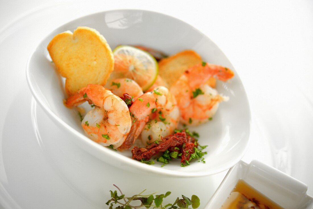 Garlic prawns with olive oil and chilli