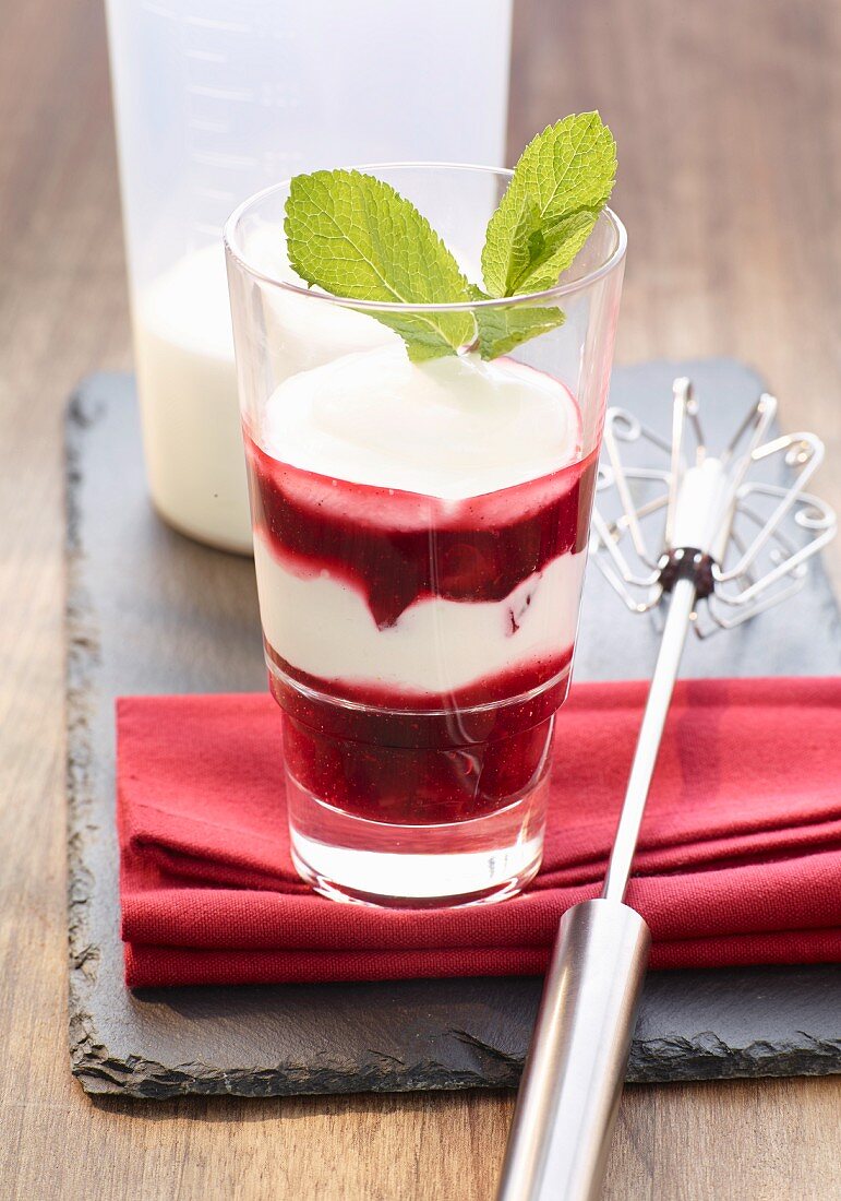 Cherry compote with yoghurt cream