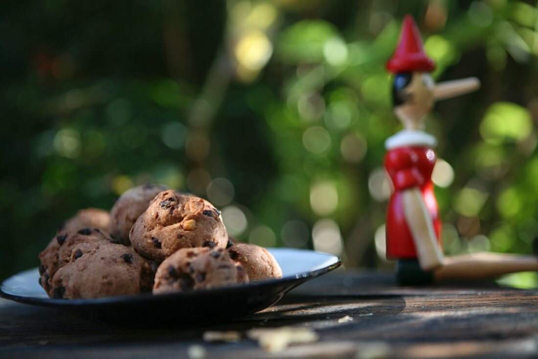 Schokoladenplätzchen und Pinocchio