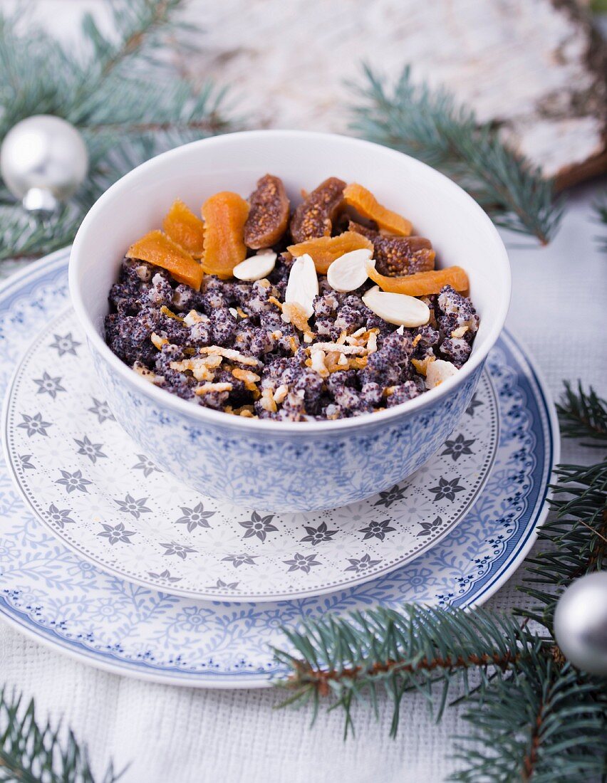 Kutia (wheat with poppy seeds and honey, Poland) for Christmas